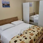 Apartman Leonardo *