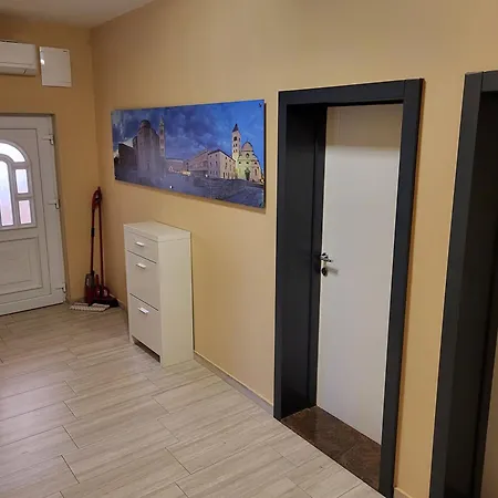 Apartment Leonardo
