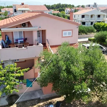 Apartment Leonardo