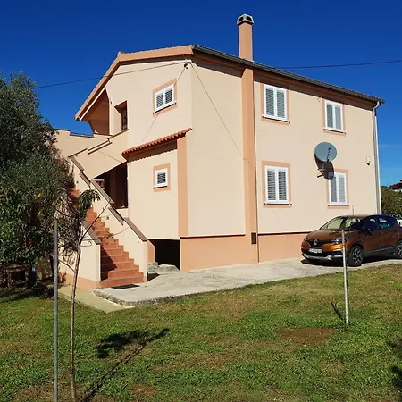 Apartment Leonardo *